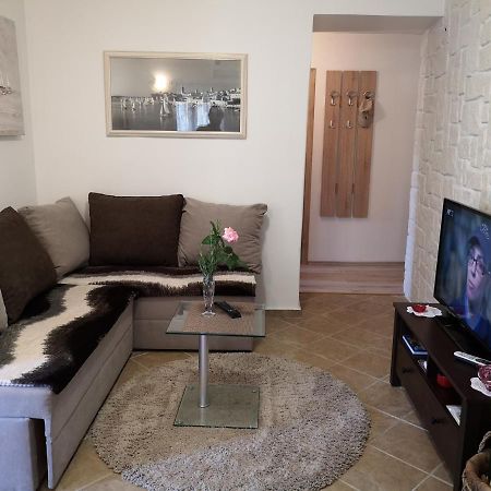 Paradise Apartment - Old Town Rab ราบ ภายนอก รูปภาพ
