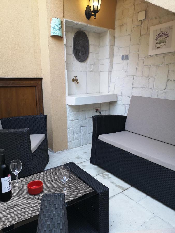Paradise Apartment - Old Town Rab ราบ ภายนอก รูปภาพ